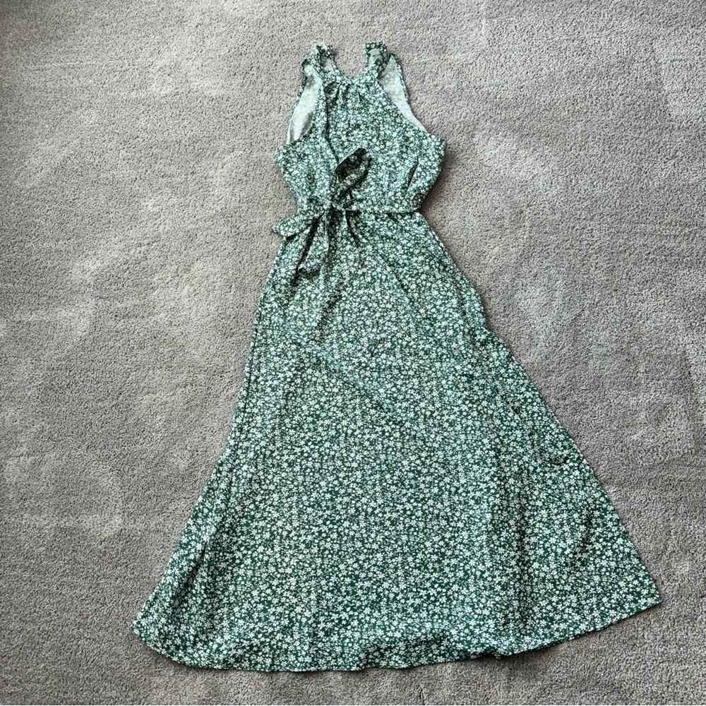 Floerns Women’s Sleeveless Halter Neck Green and White Floral Dress - Size XL